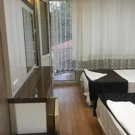 Hotel Dolphin Yunus 3*